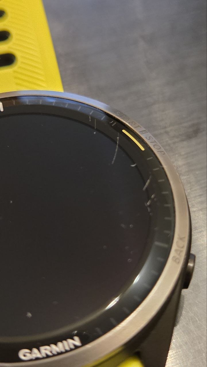 GARMIN FORERUNNER 965