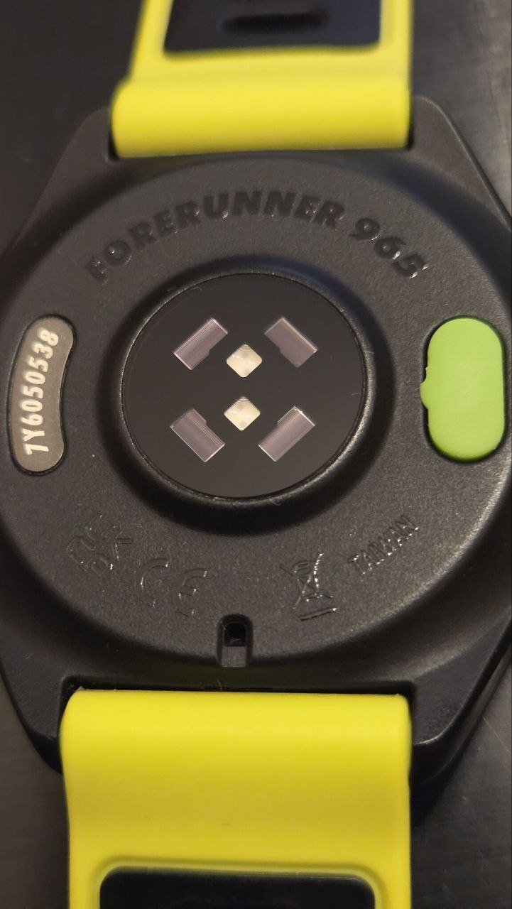 GARMIN FORERUNNER 965